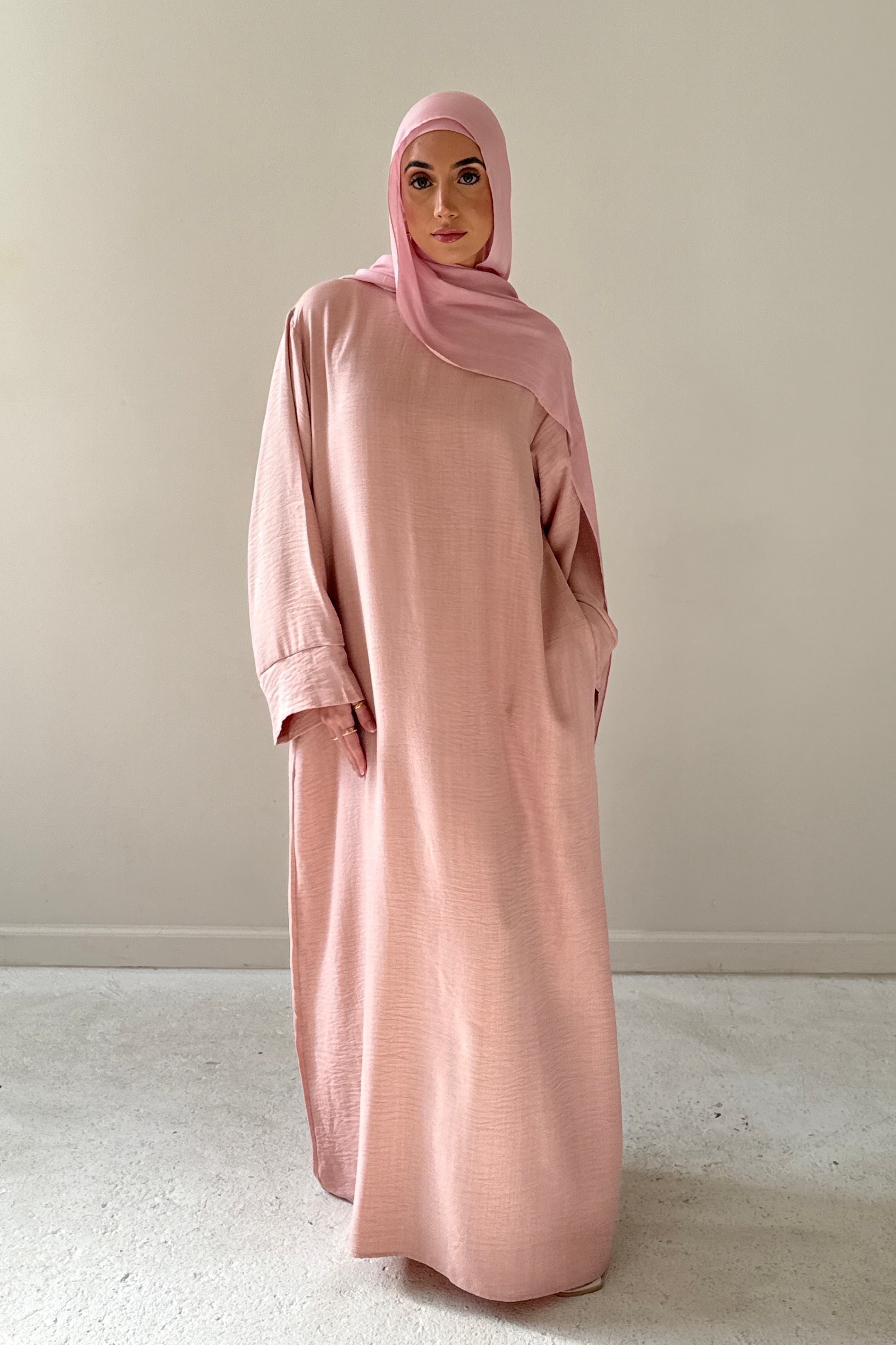 AMIRA MOCK NECK BLUSH