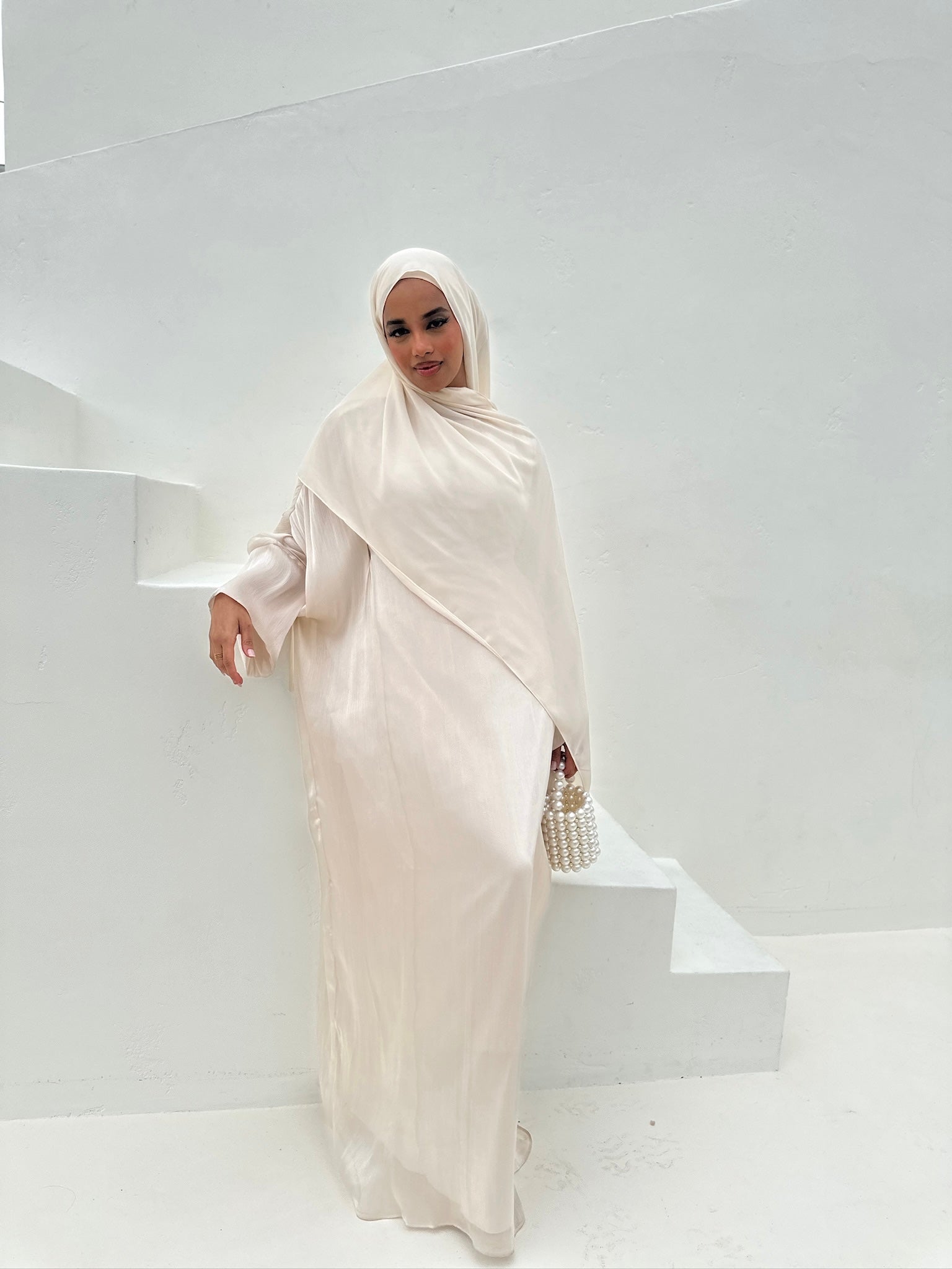 SORAYA BATWING ABAYA CHAMPAGNE