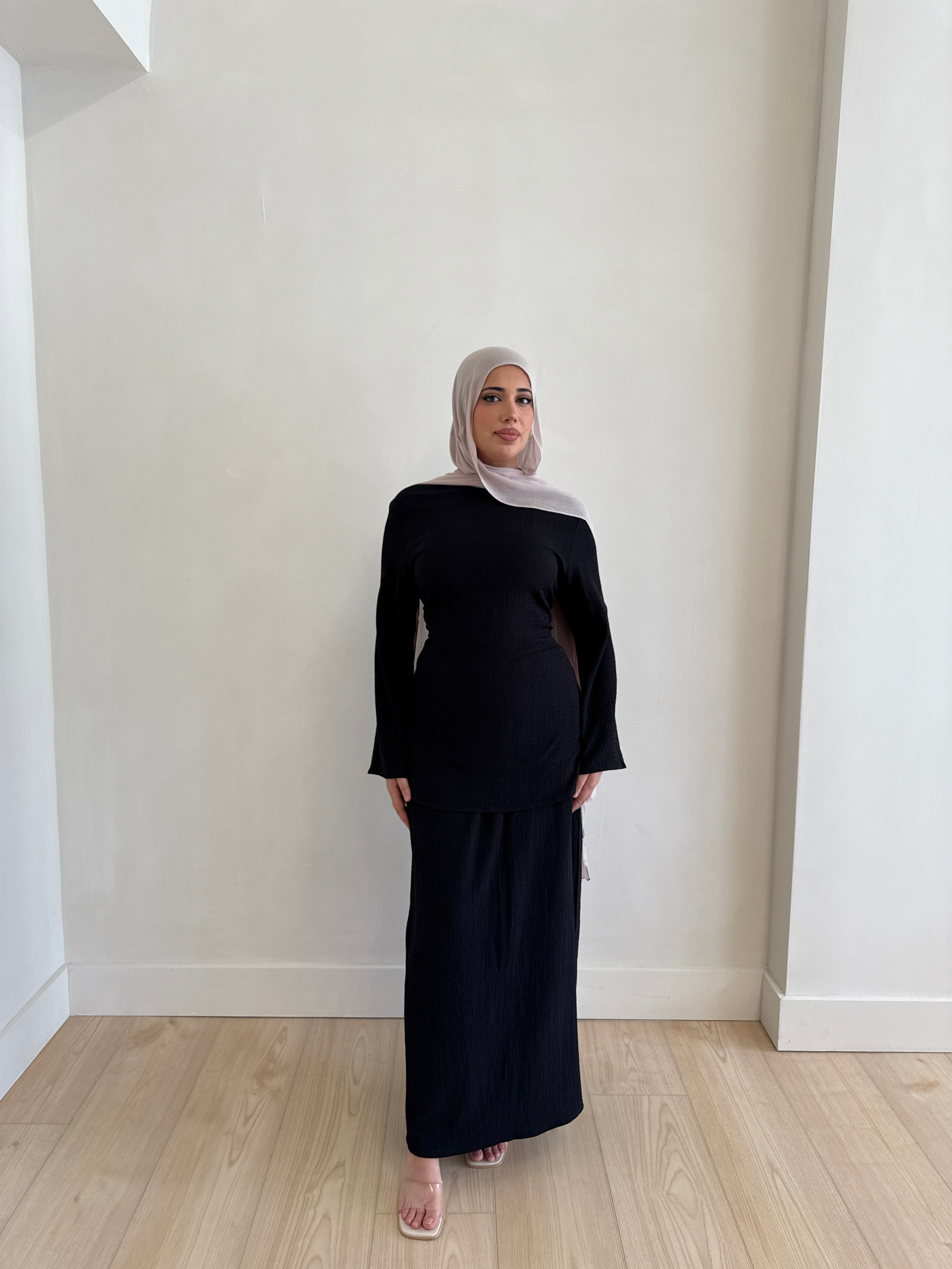 JANEEN SET BLACK