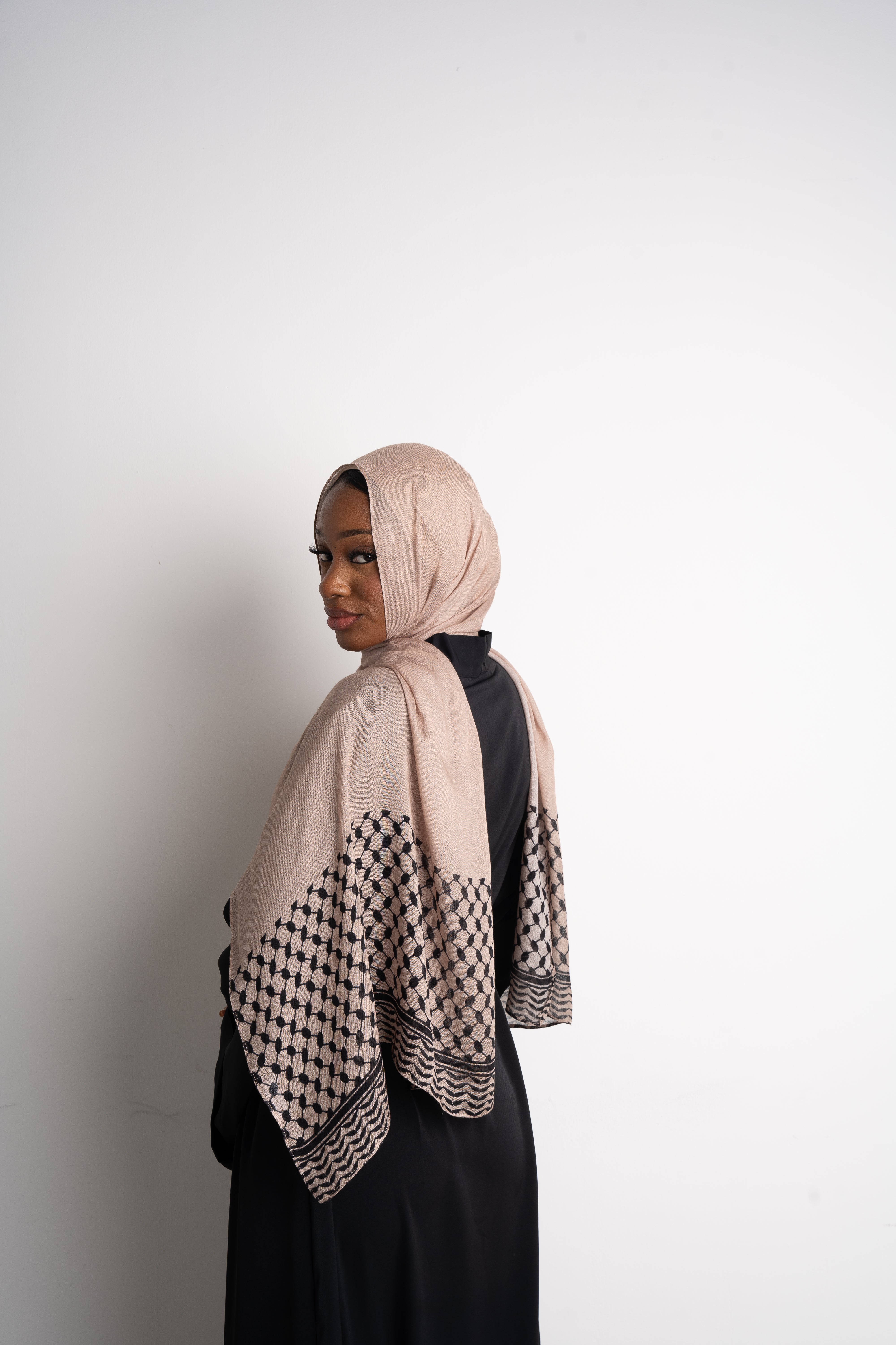 LEGACY HIJAB RESISTANCE