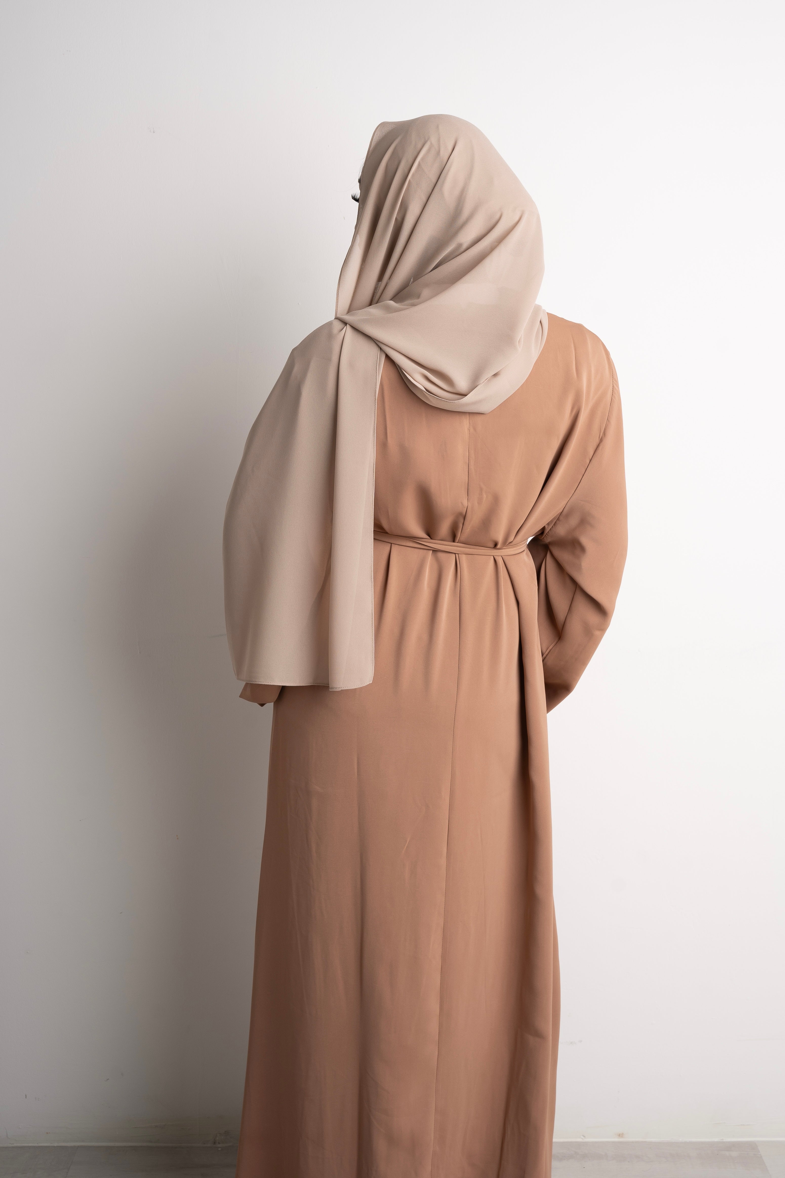 LEENA ABAYA ECRU