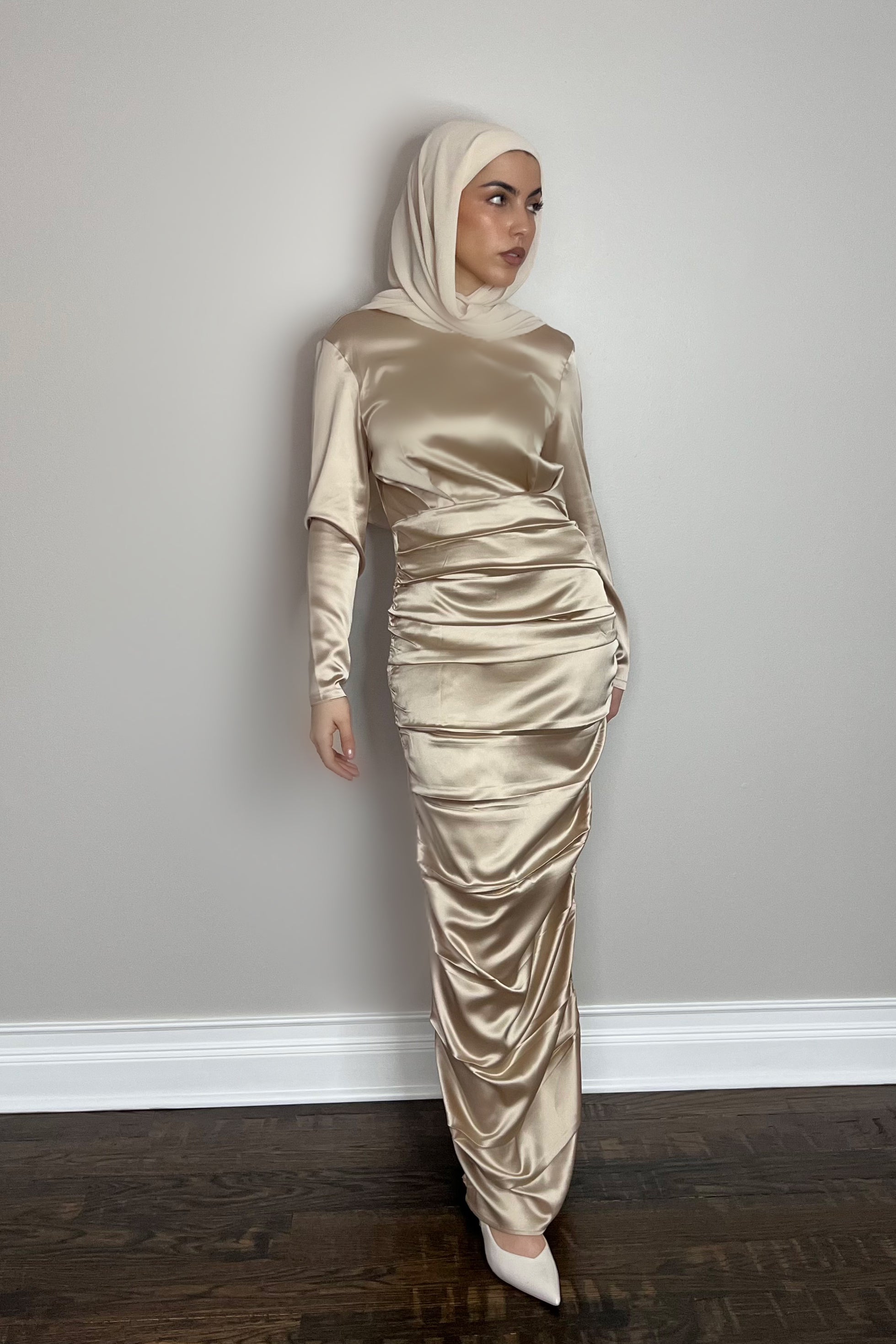 HANA SATIN DRESS CHAMPAGNE- final sale