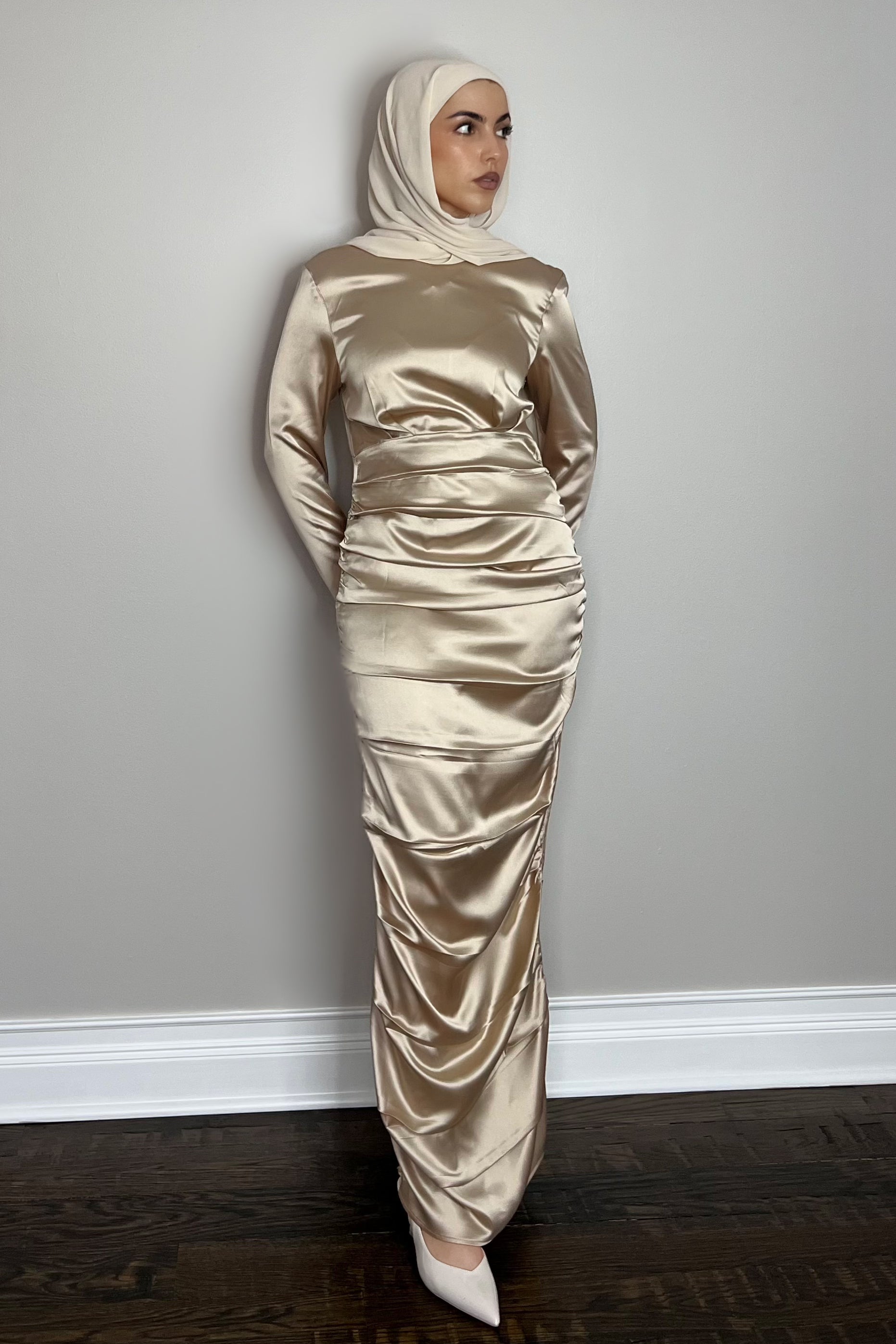 HANA SATIN DRESS CHAMPAGNE- final sale