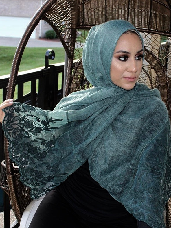 WHATS NEW?!! Charming Lace & Embroidery Hijabs!!!