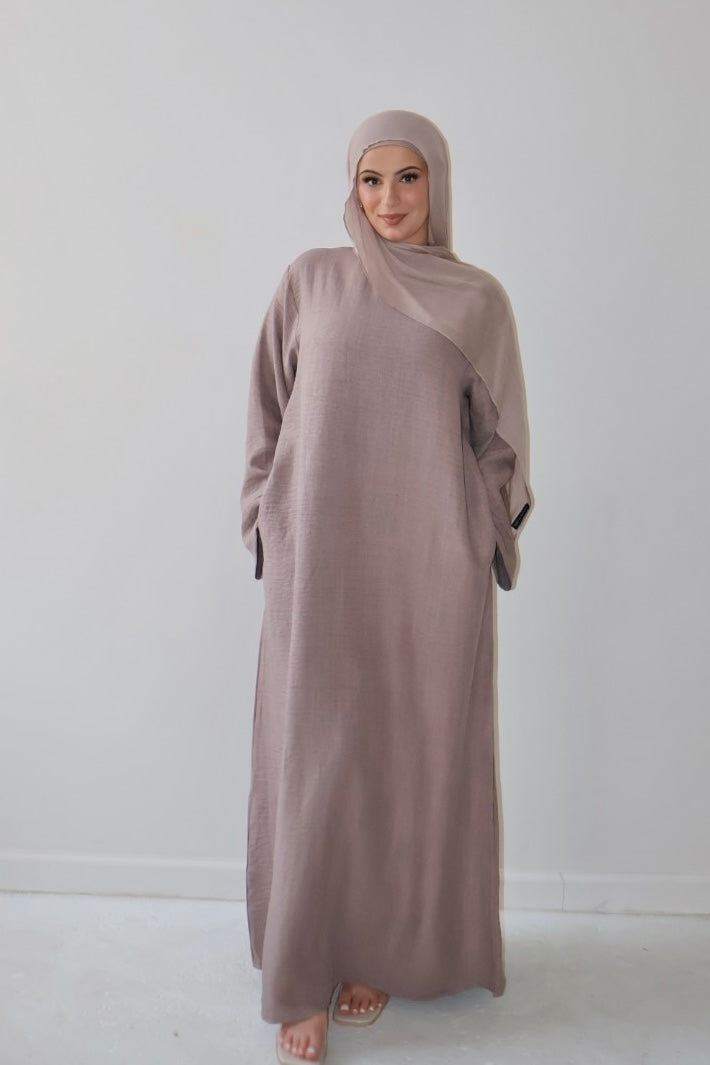 AMIRA MOCK NECK ABAYA LIGHT TAUPE