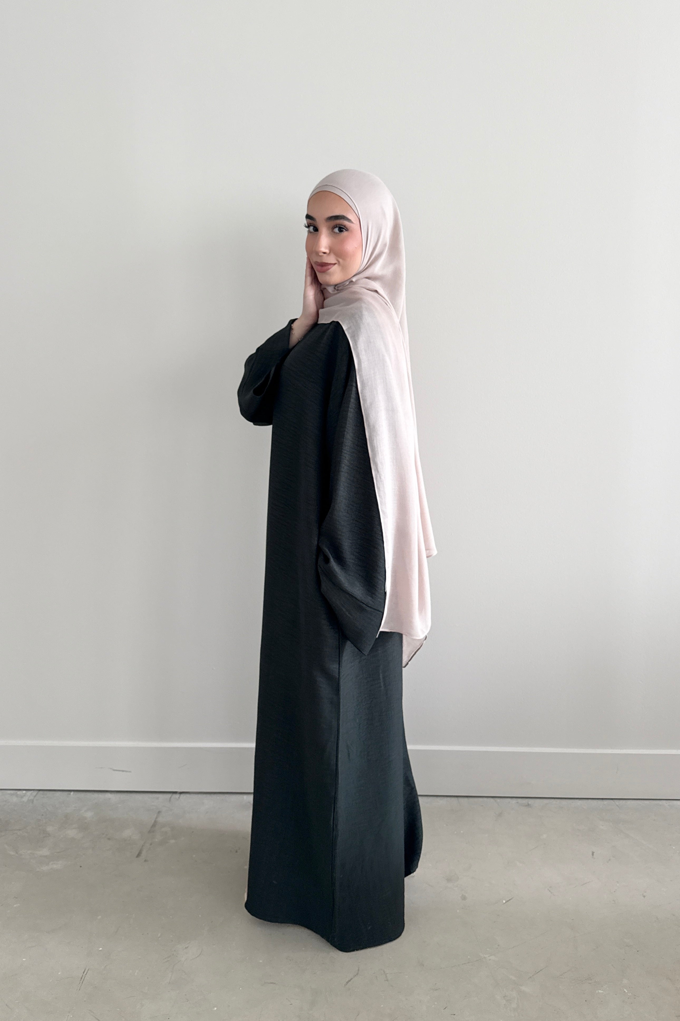 AMIRA MOCK NECK FOREST