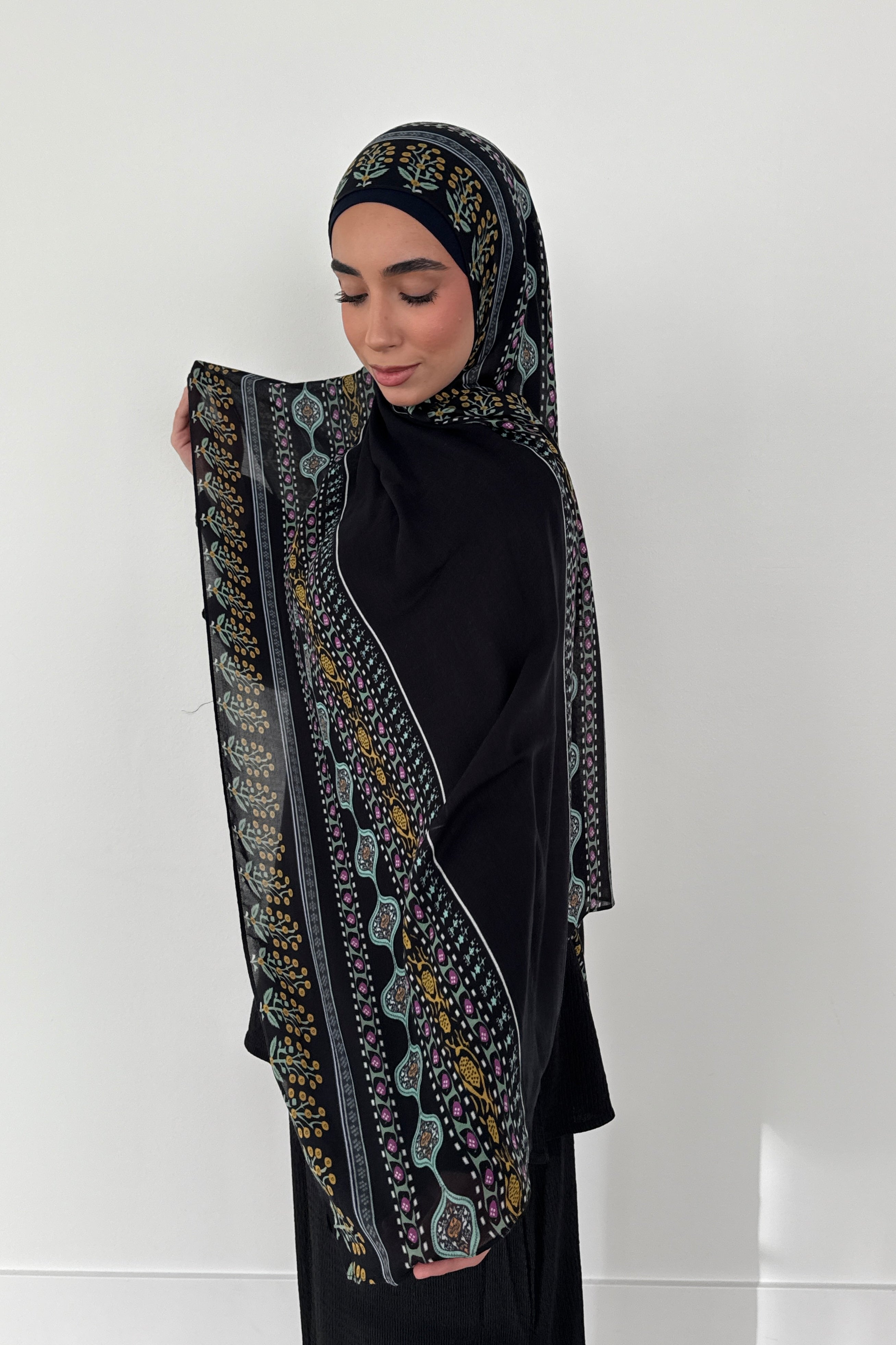 SITARA BLACK -PRE-ORDER will ship by end of January