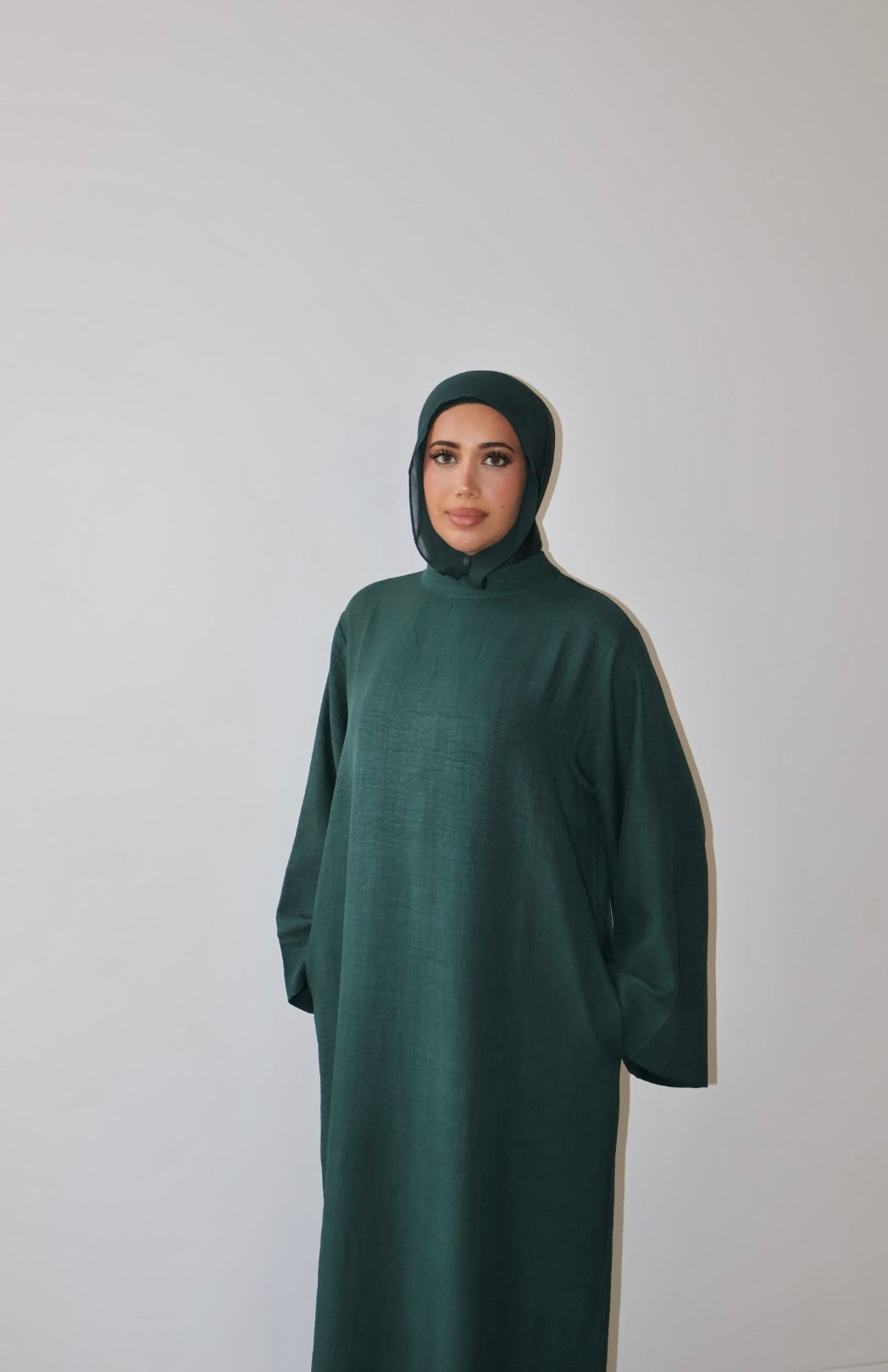 AMIRA MOCK NECK ABAYA HUNTER