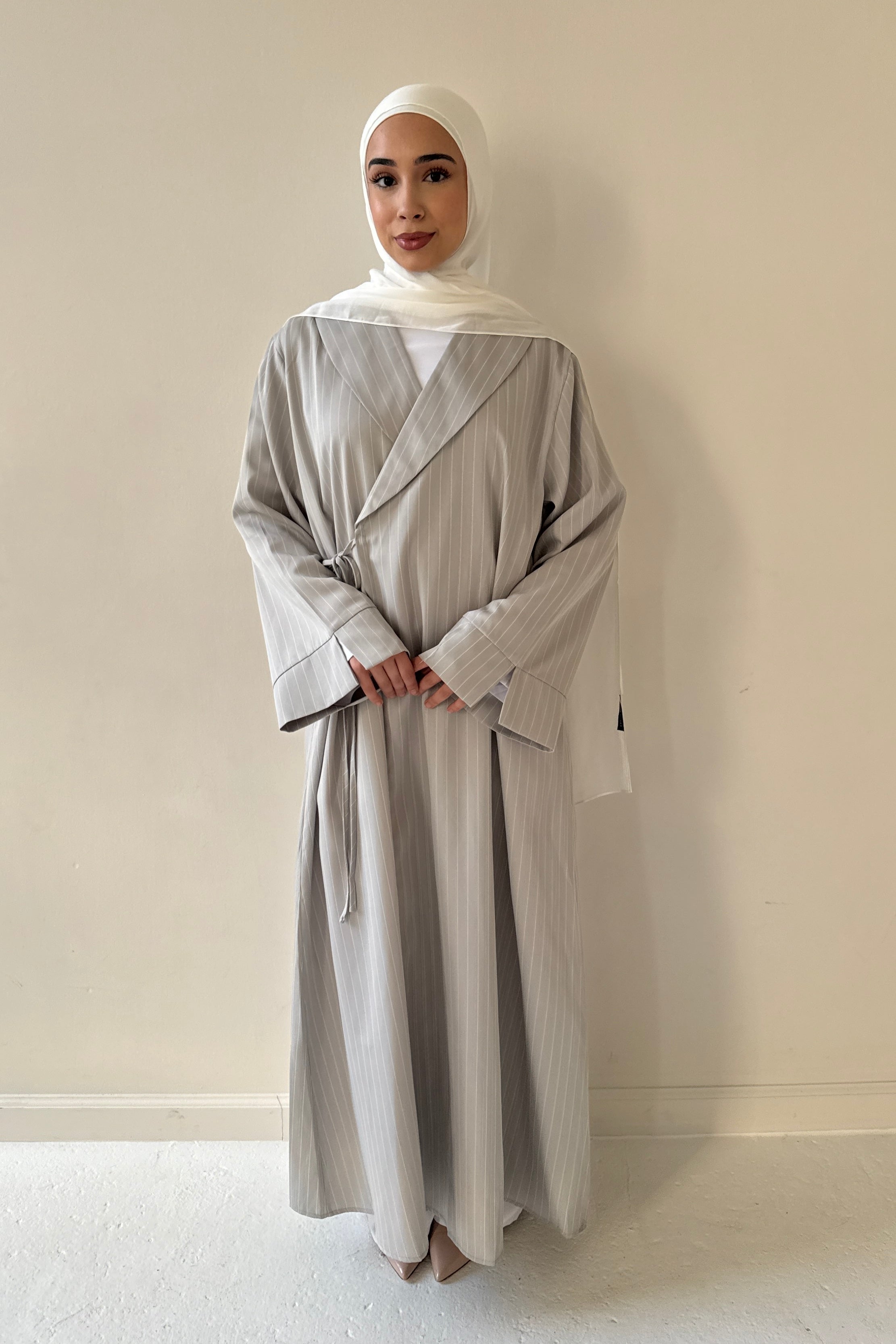 REEMA ABAYA GRAY