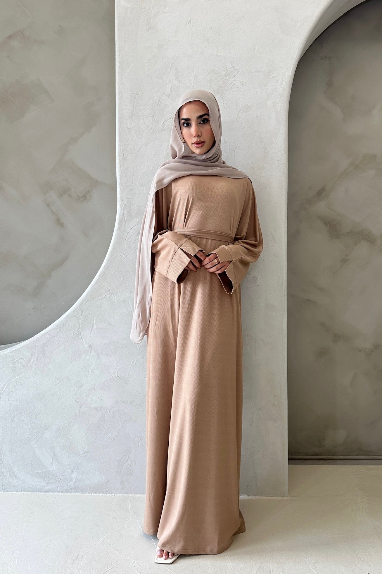 MIRA KNIT ABAYA DRESS NUDE