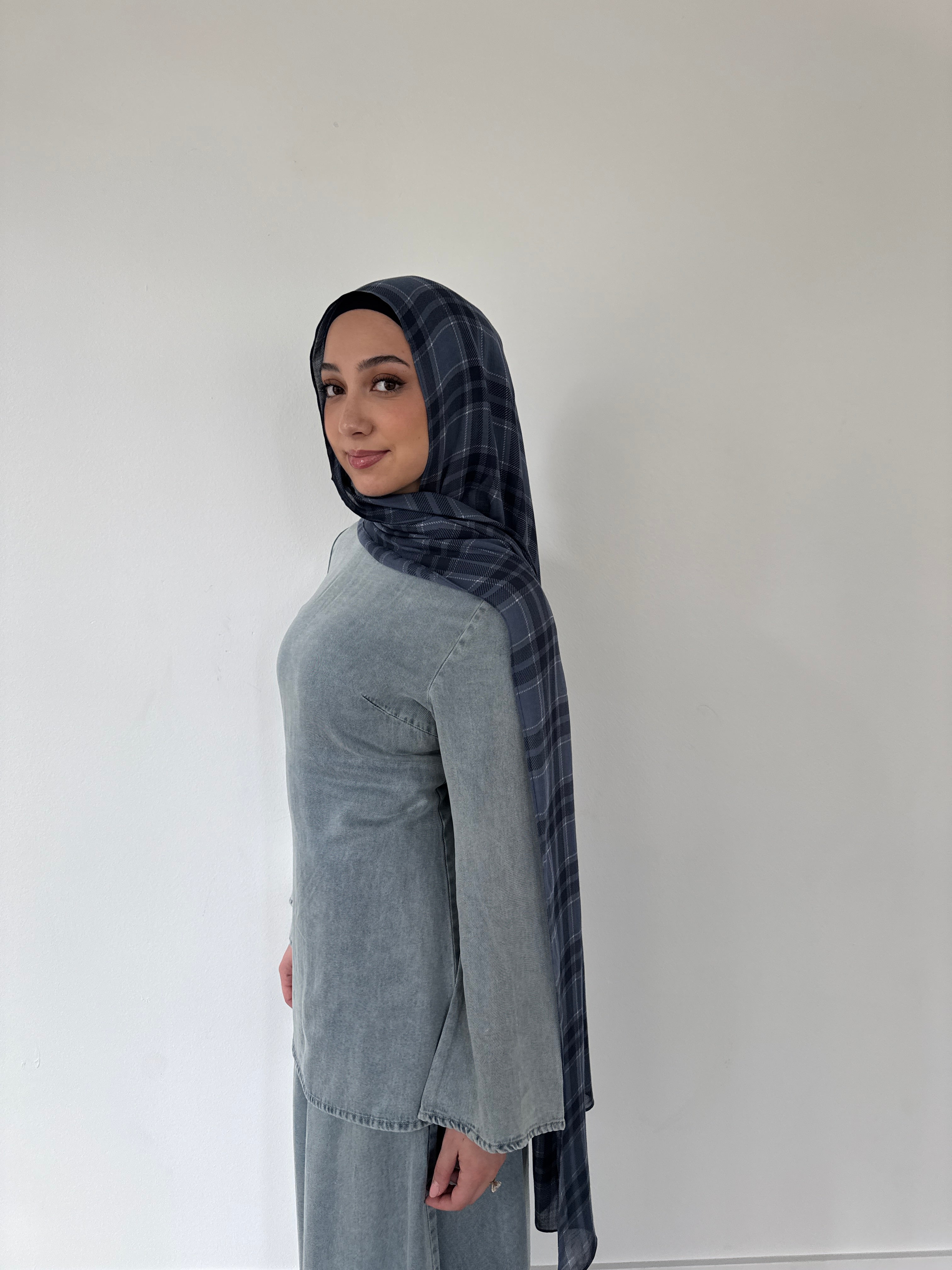 MODAL PRINT HIJAB  DENIM PLAID
