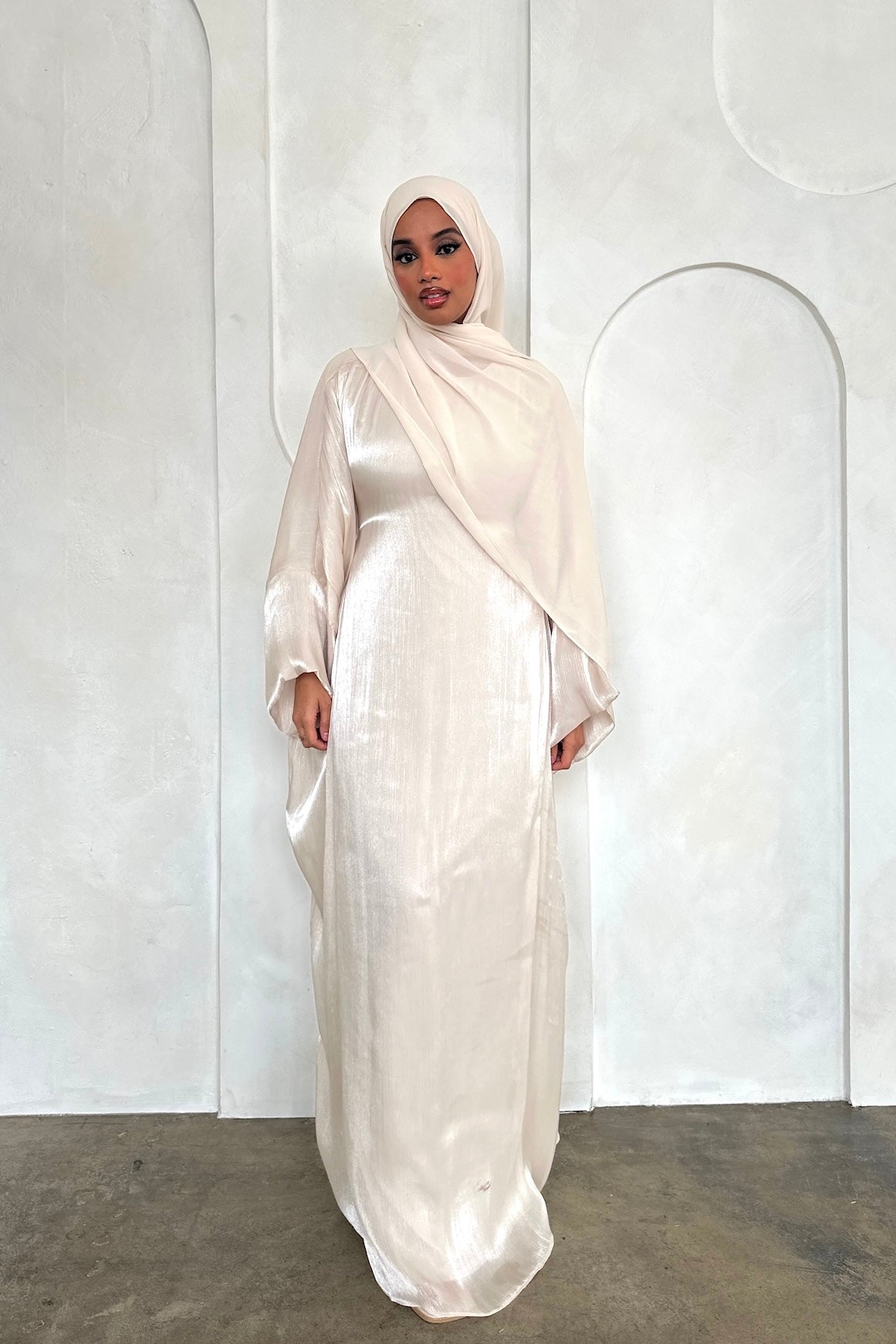 SORAYA BATWING ABAYA CHAMPAGNE