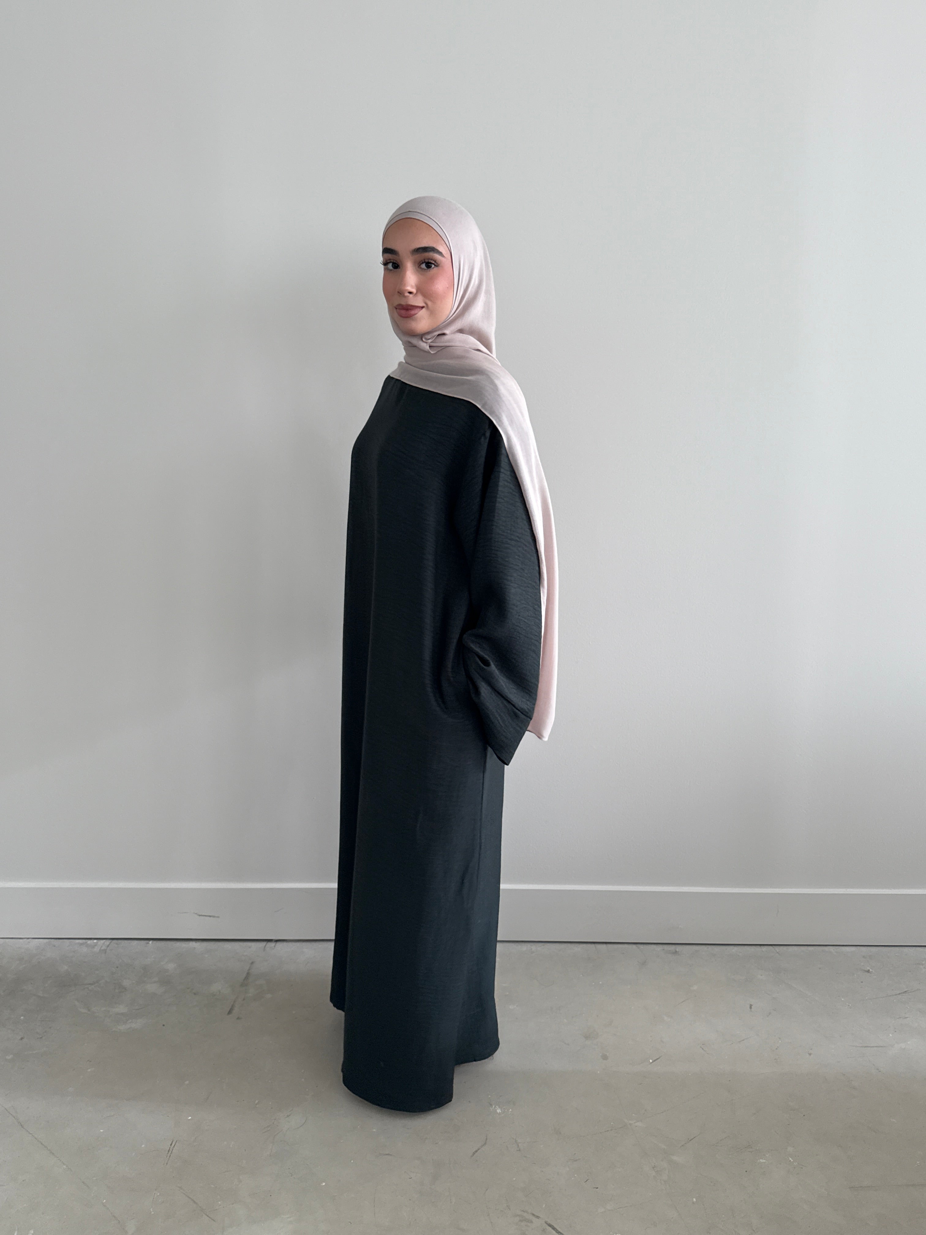 AMIRA MOCK NECK FOREST