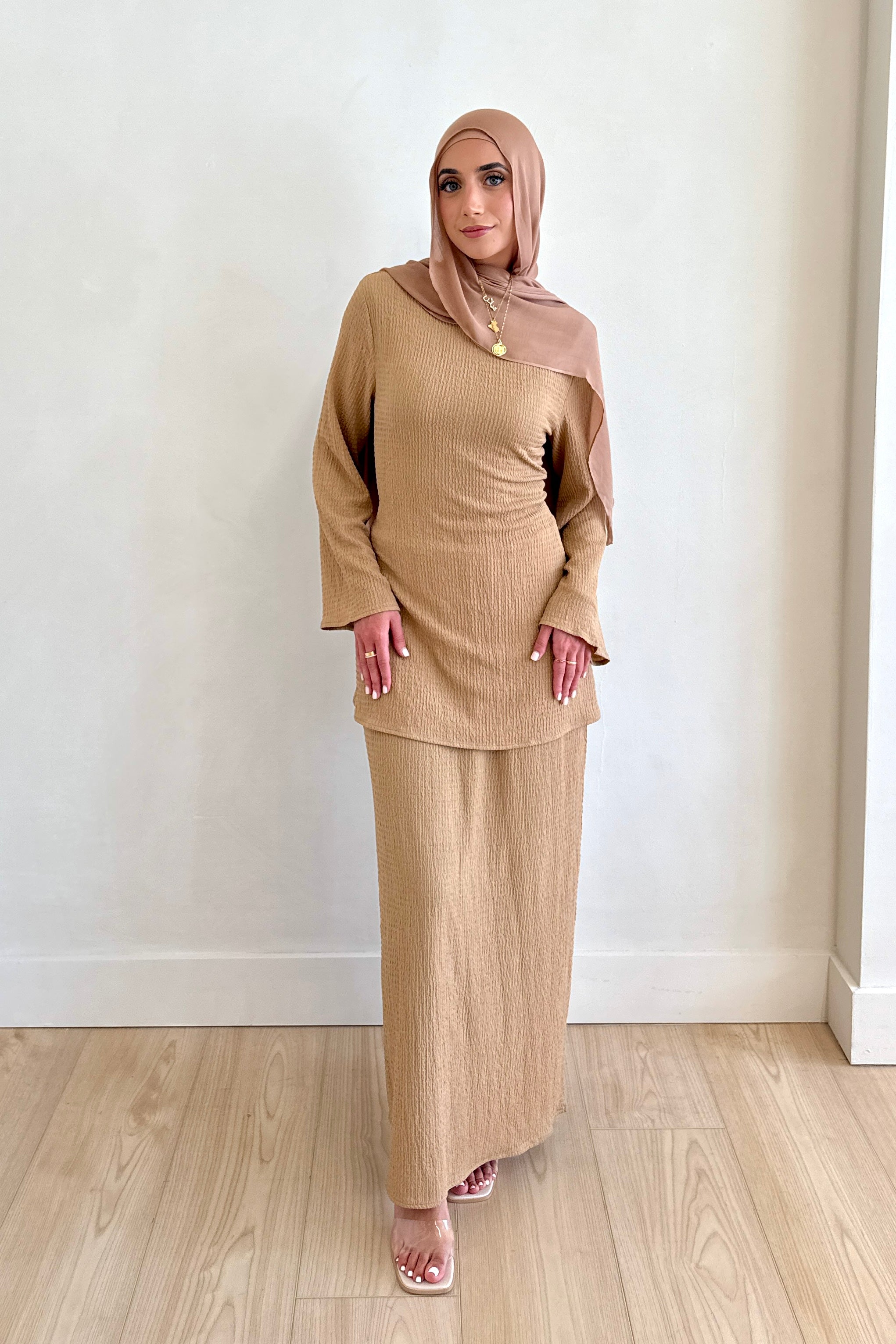 JANEEN SET CAMEL