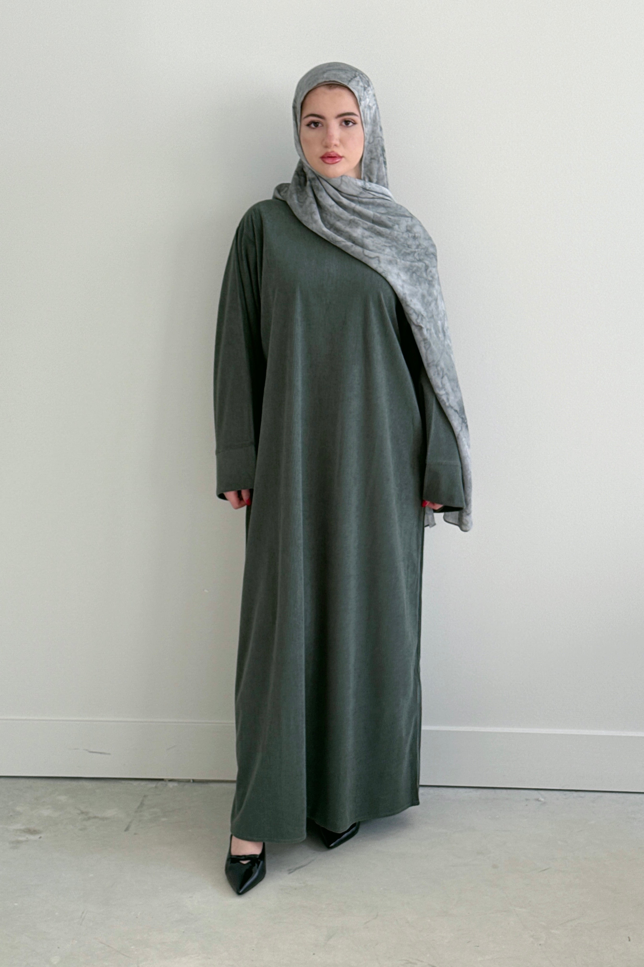 CORDUROY ABAYA OLIVE
