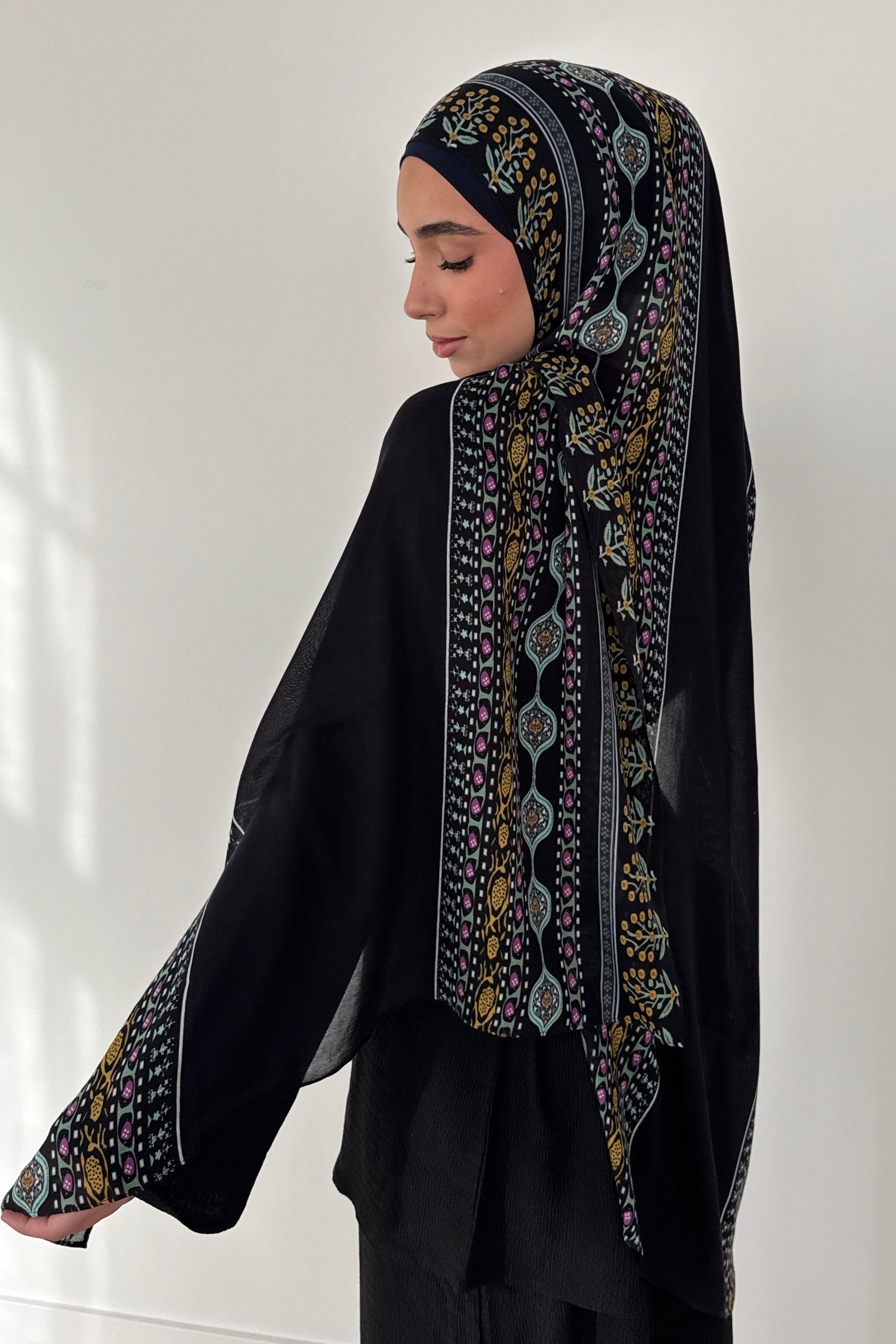 SITARA BLACK -PRE-ORDER will ship by end of January