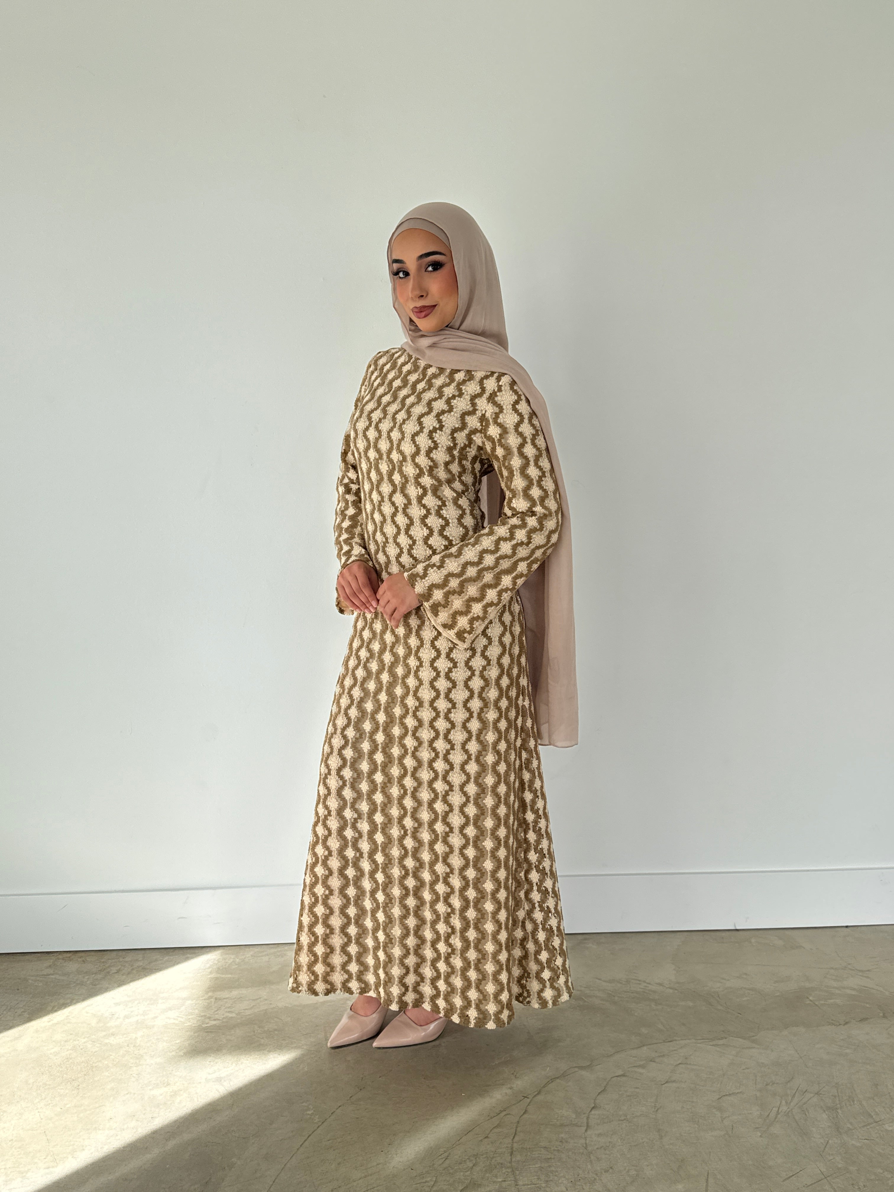 KNITTED LACE DRESS BEIGE