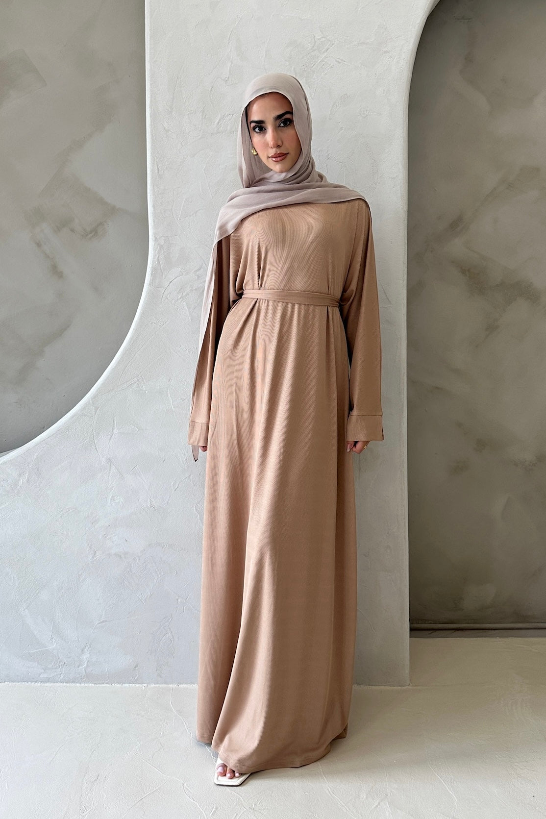 MIRA KNIT ABAYA DRESS NUDE