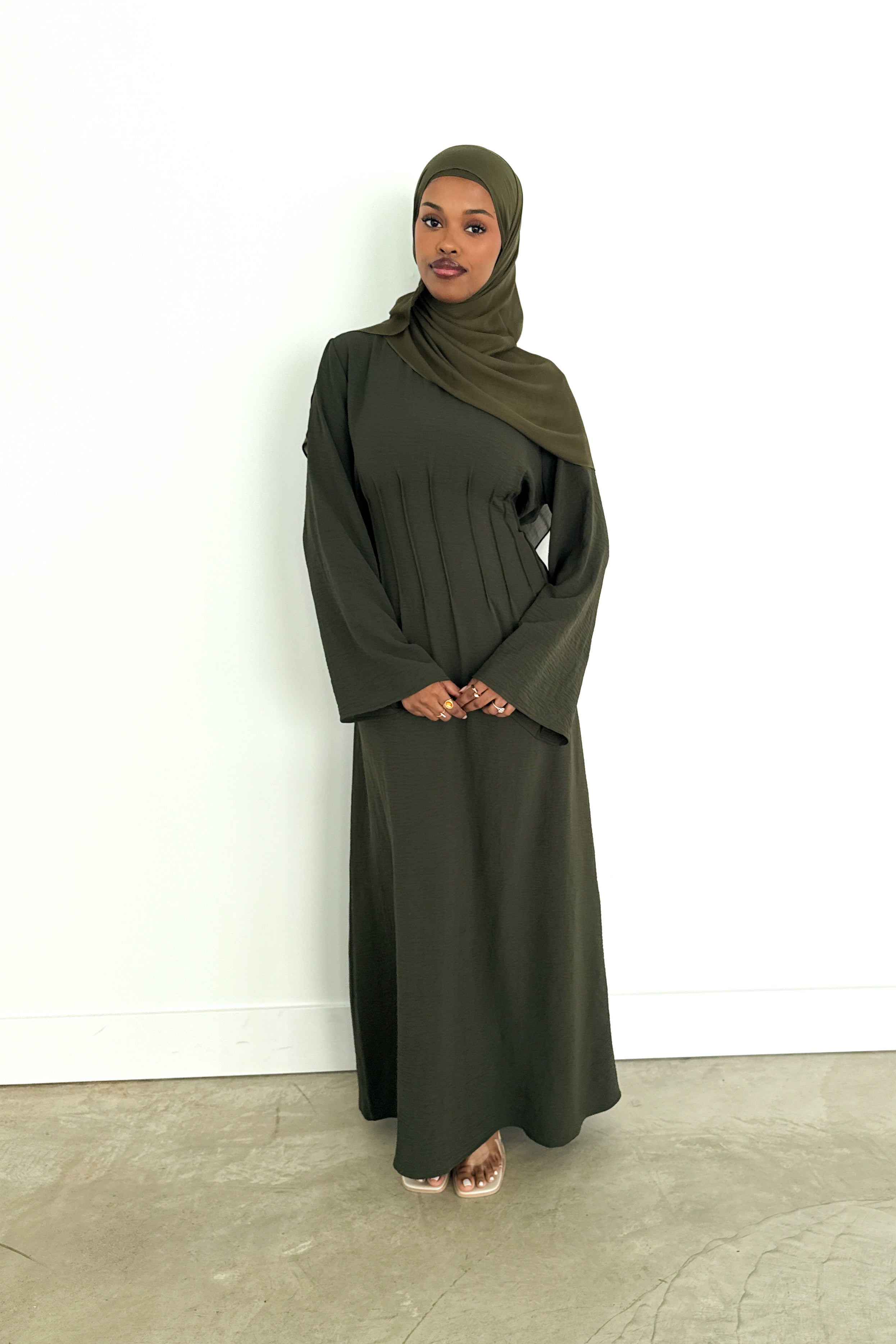 LAYAL DRESS LIGHT OLIVE
