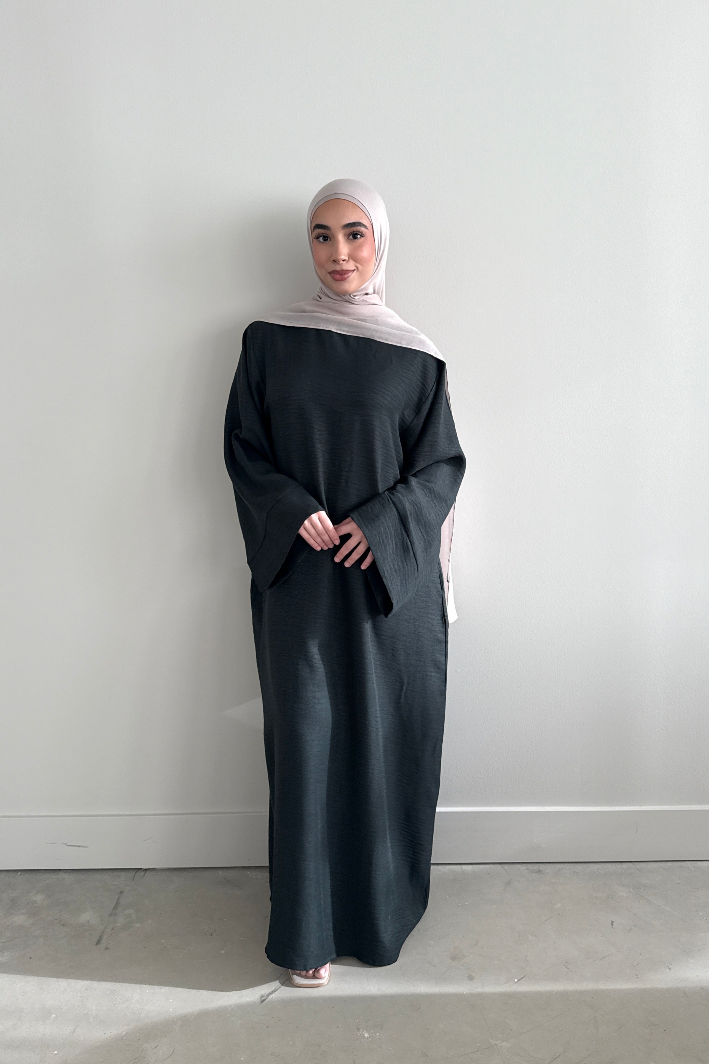 AMIRA MOCK NECK FOREST