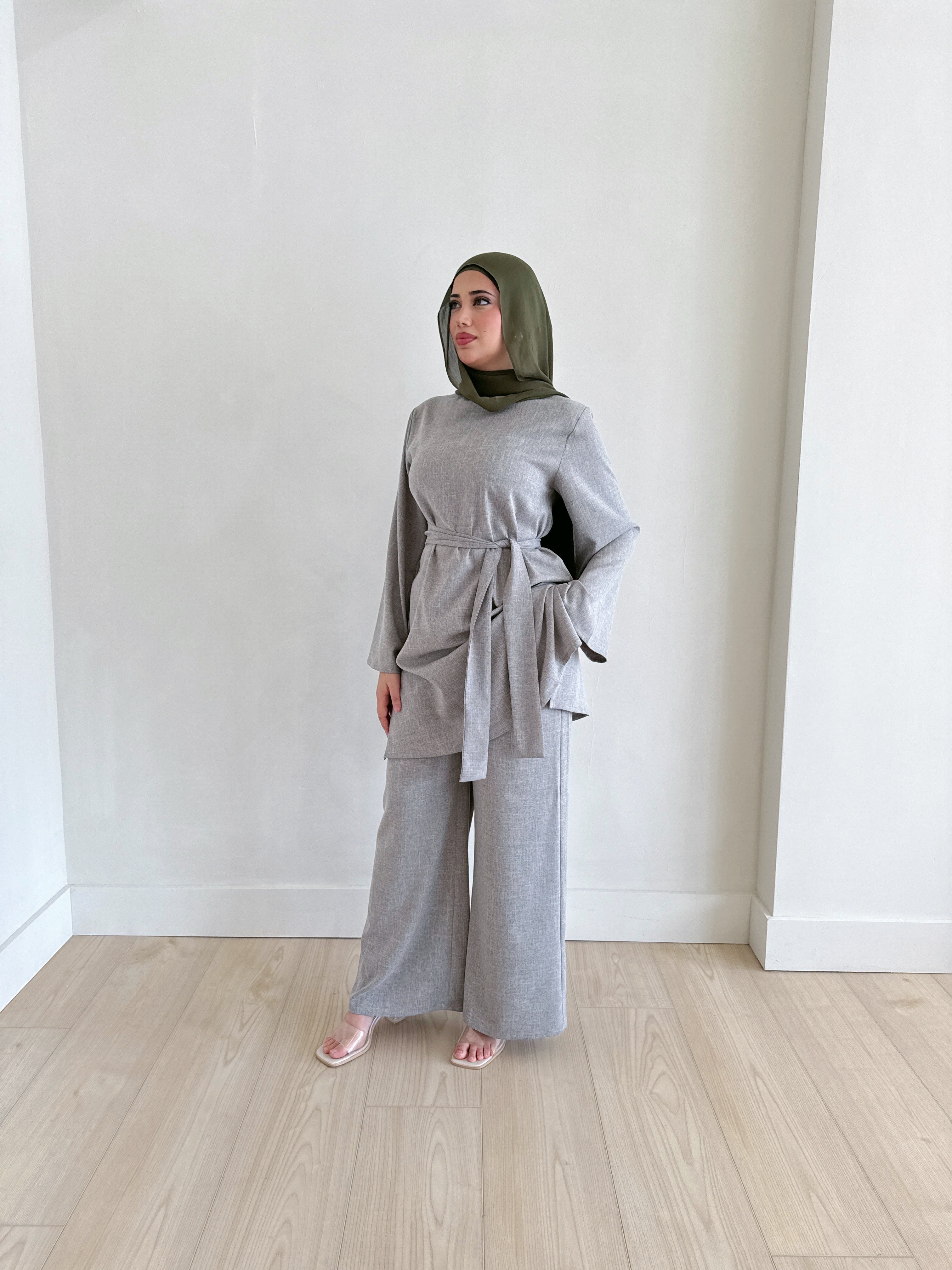 AZRA LINEN SET OLIVE