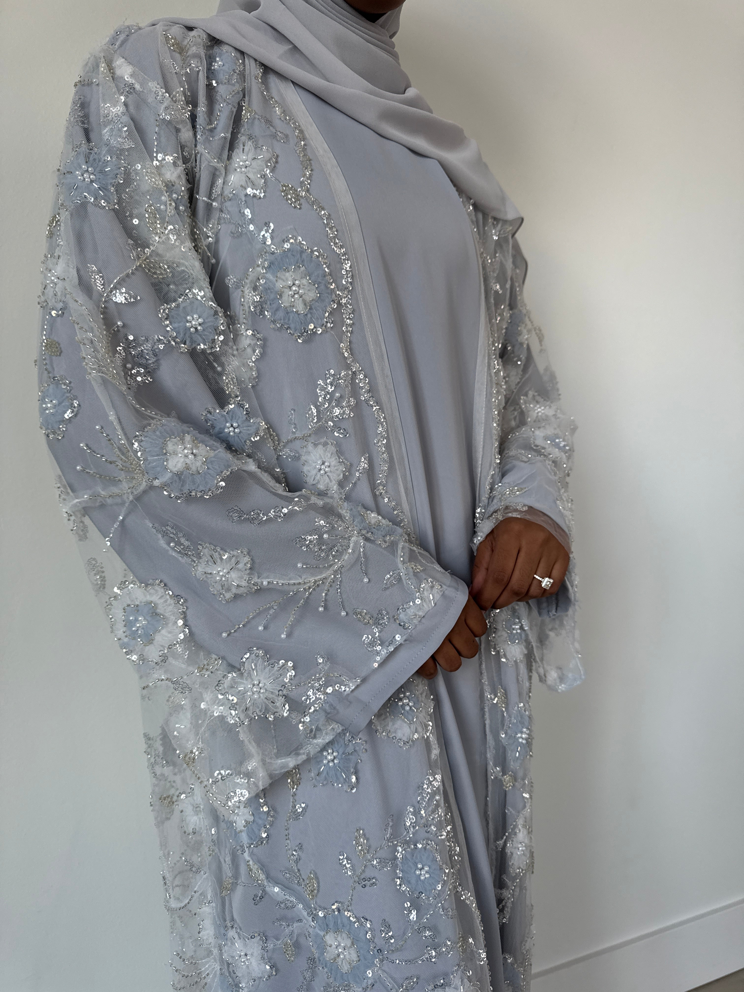 EMBELLISHED ABAYA SET BLUE