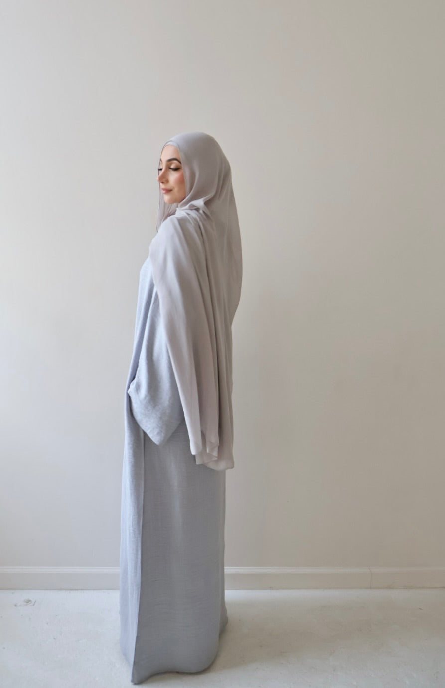 AMIRA MOCK NECK ABAYA LIGHT GRAY