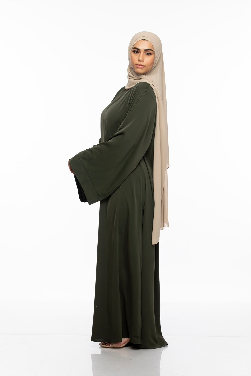 LEENA ABAYA OLIVE